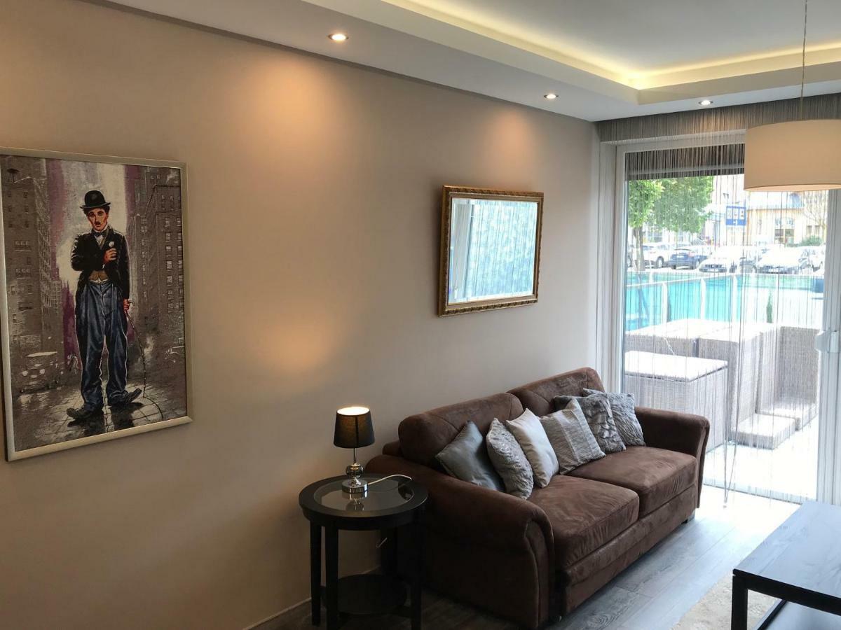Orient Suite Sárvár Buitenkant foto