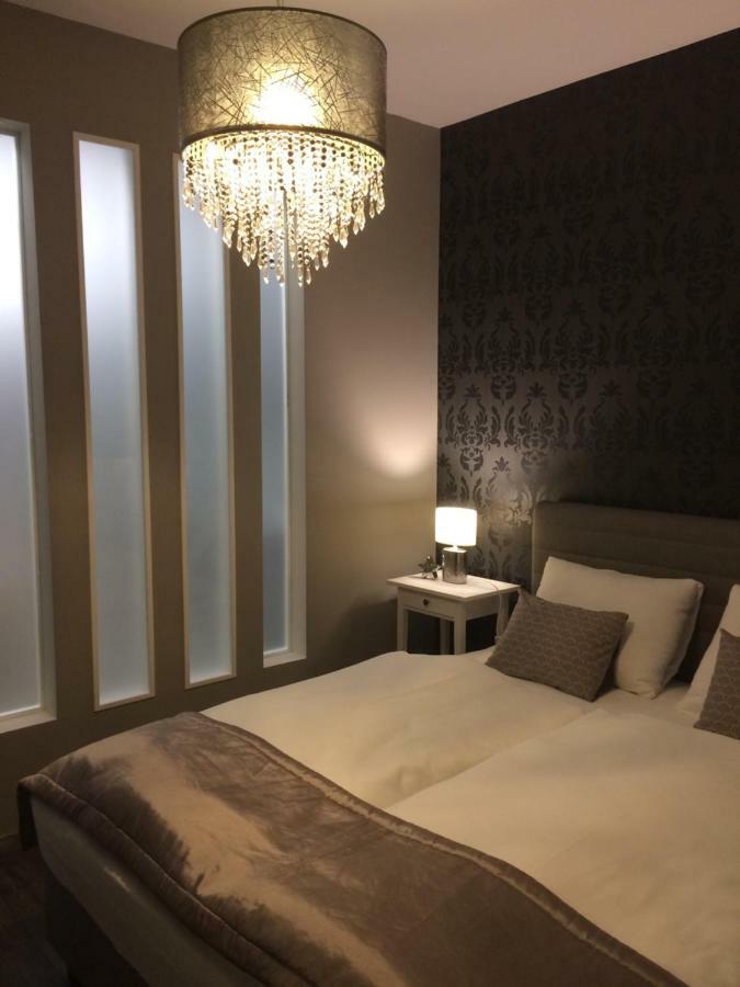 Orient Suite Sárvár Buitenkant foto